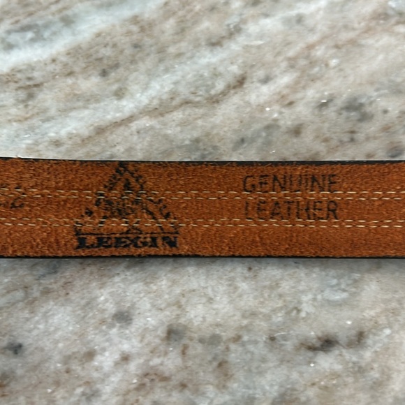Leegin Men’s Leather Belt 32 with solid brass buckle brown - Picture 2 of 16